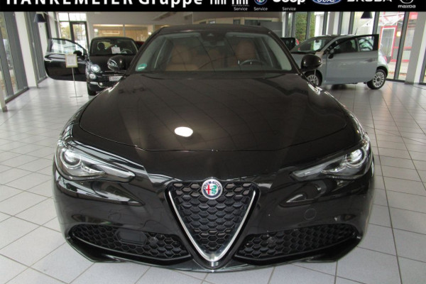 2020 Alfa Romeo Giulia с пробегом 80 000 км