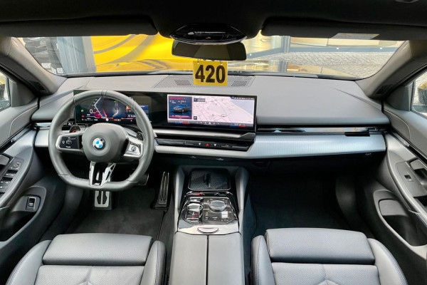 2024 BMW 5 серии с пробегом 12 800 км