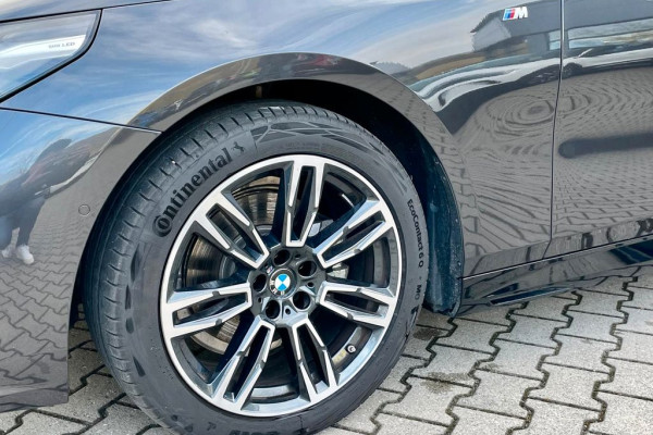 2024 BMW 5 серии с пробегом 12 800 км