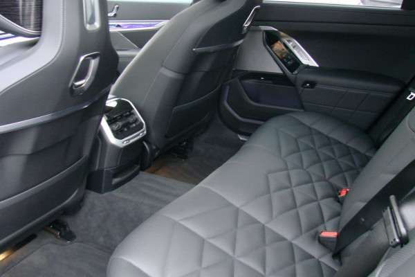 2024 BMW 7 серии с пробегом 16 000 км