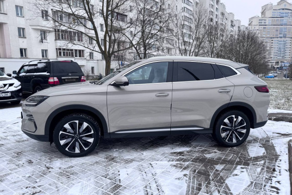 2024 BYD Song Plus с пробегом 10 км