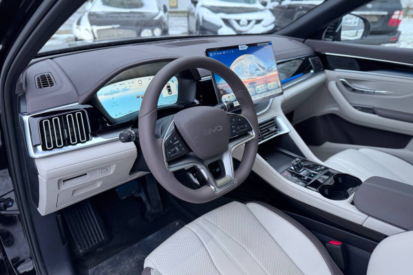 2024 BYD Song Plus с пробегом 10 км