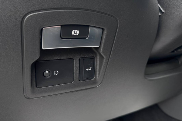 2019 Land Rover Range Rover Velar с пробегом 131 000 км