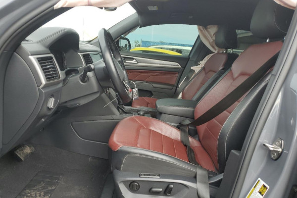 2021 Volkswagen Atlas с пробегом 35 000 миль