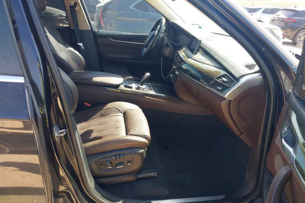 2018 BMW X5 с пробегом 67 000 миль