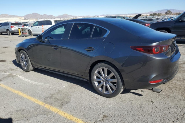 2021 Mazda 3 с пробегом 80 000 миль