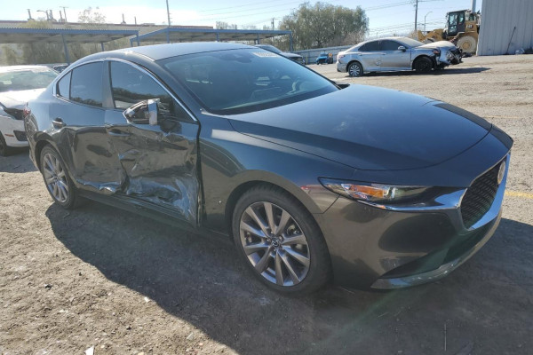 2021 Mazda 3 с пробегом 80 000 миль