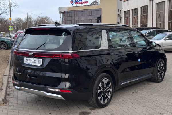 2020 Kia Carnival с пробегом 137 000 км