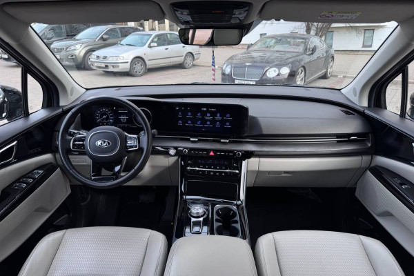 2020 Kia Carnival с пробегом 137 000 км