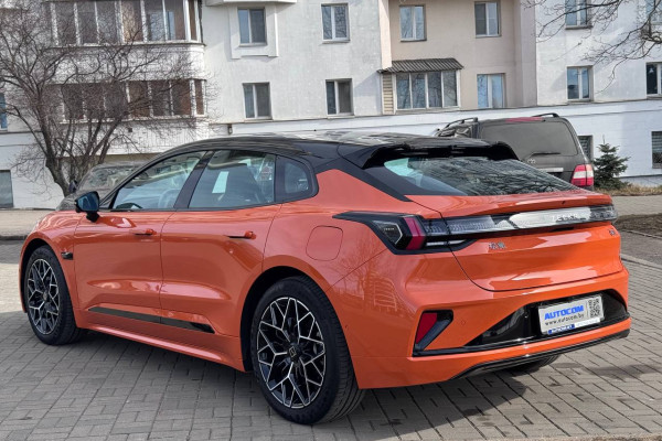 2024 Zeekr 001 с пробегом 80 км