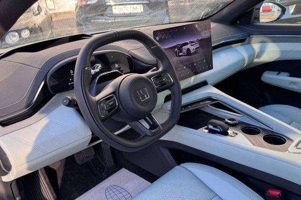 2024 Zeekr 001 с пробегом 5 км