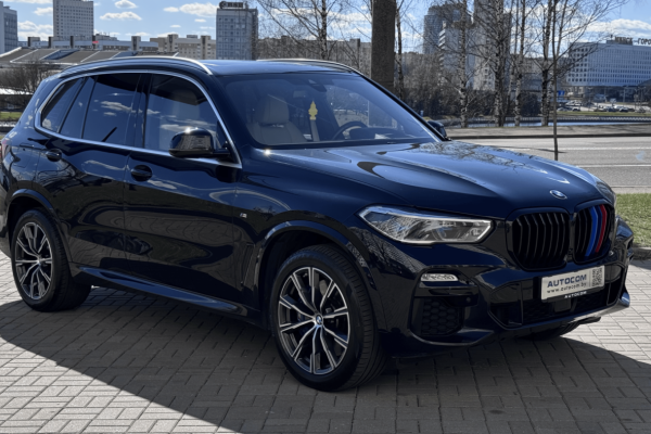 2020 BMW X5 с пробегом 127 000 км