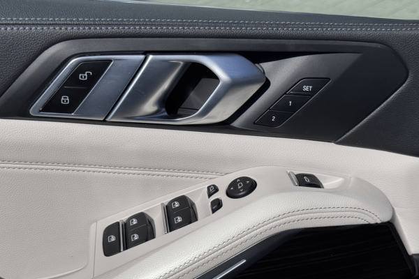 2020 BMW X5 с пробегом 127 000 км