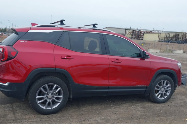 2021 GMC Terrain с пробегом 54 000 миль