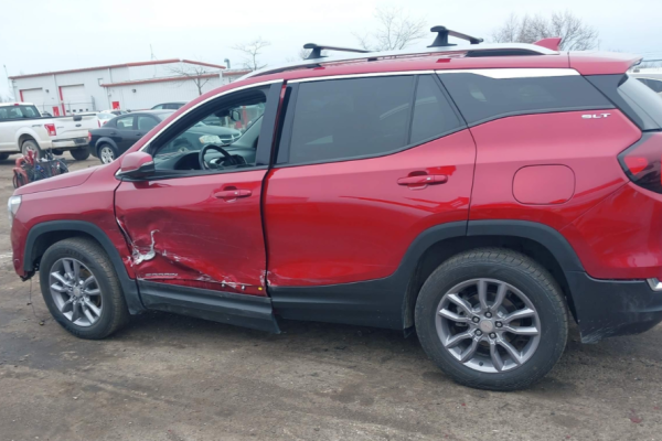 2021 GMC Terrain с пробегом 54 000 миль