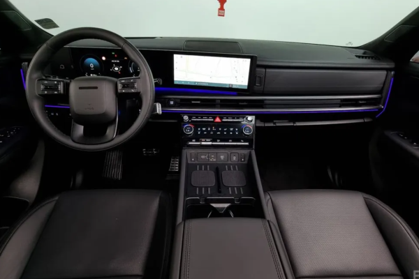 2025 Hyundai Santa Fe с пробегом 50 км