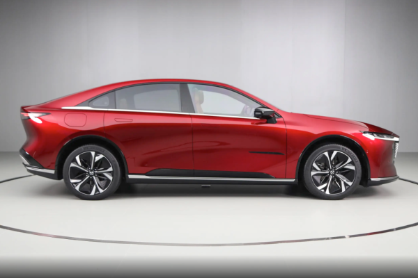 2025 Mazda EZ-6 без пробега