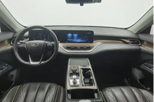 2022 Ford Equator с пробегом 15 224 км