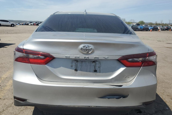 2021 Toyota Camry с пробегом 69 000 миль