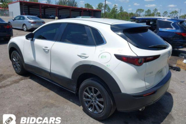 2021 Mazda CX-30 с пробегом 32 000 миль
