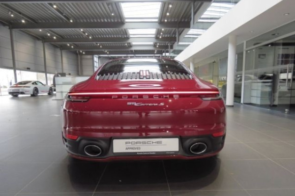 2022 Porsche 911 с пробегом 37 500 км