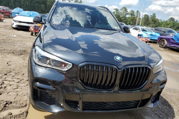 2022 BMW X5 с пробегом 61 717 км