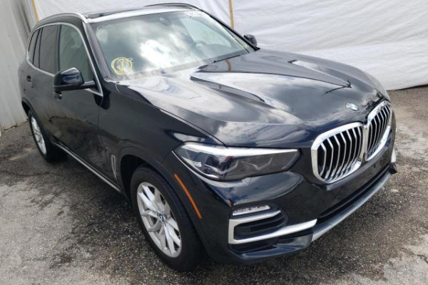 2020 BMW X5 с пробегом 32 374 км