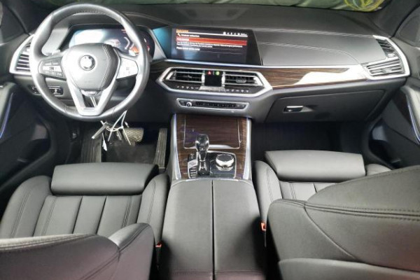 2020 BMW X5 с пробегом 32 374 км