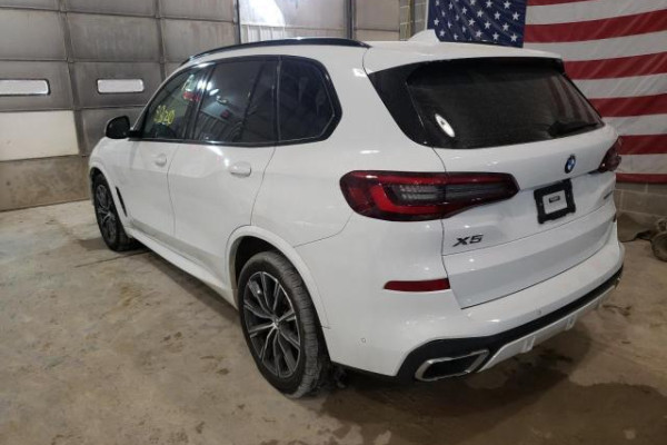 2021 BMW X5 с пробегом 14 194 км
