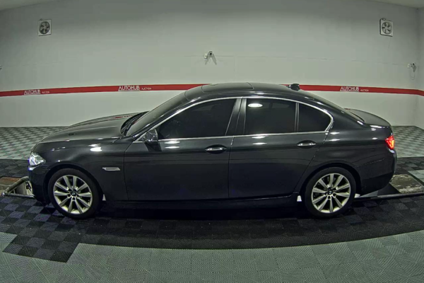 2015 BMW 5 серии с пробегом 151 300 км