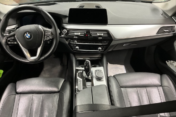 2019 BMW 5 серии с пробегом 149 135 км