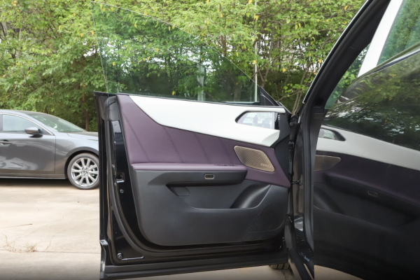 2025 Mazda EZ-60 без пробега