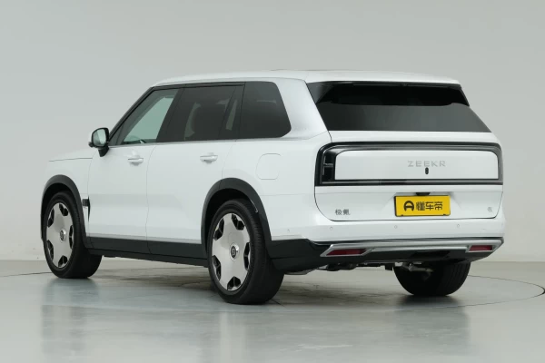 2025 Zeekr 9X без пробега