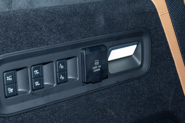 2025 Zeekr 9X без пробега