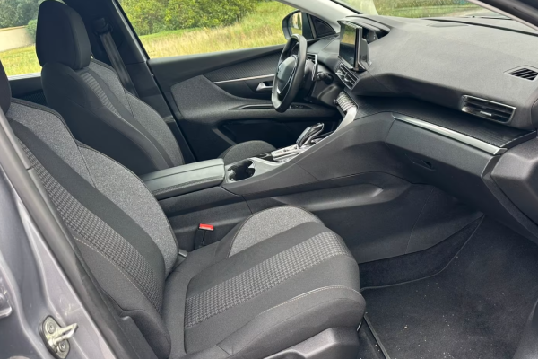 2021 Peugeot 5008 с пробегом 120 000 км