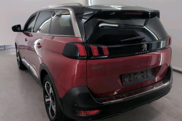 2021 Peugeot 5008 с пробегом 150 000 км