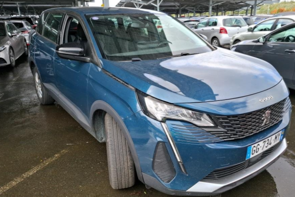 2022 Peugeot 5008 с пробегом 138 000 км