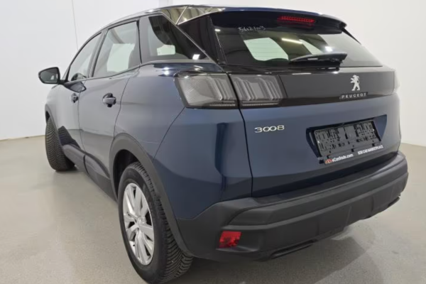 2021 Peugeot 3008 с пробегом 80 000 км