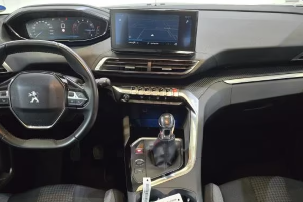 2021 Peugeot 3008 с пробегом 80 000 км