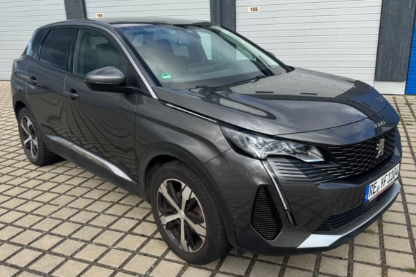 2021 Peugeot 3008 с пробегом 105 000 км