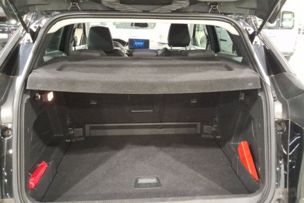 2021 Peugeot 3008 с пробегом 34 000 км