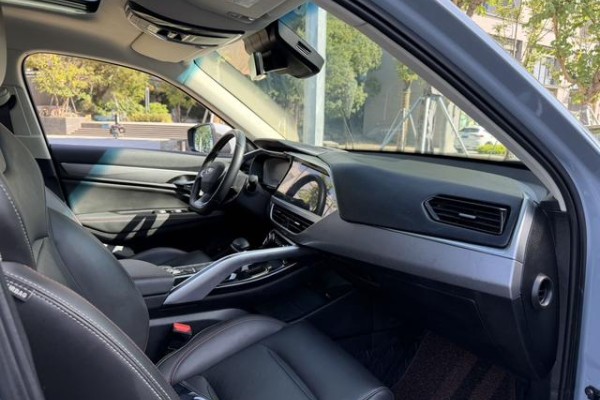 2021 Geely Tugella с пробегом 38 000 км