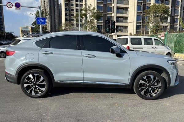 2021 Geely Tugella с пробегом 45 000 км