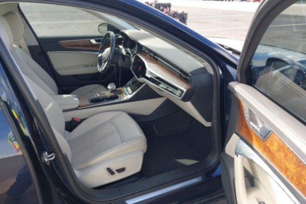 2022 Audi A6 с пробегом 30 000 миль