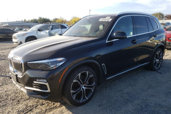 2019 BMW X5 с пробегом 72 000 миль