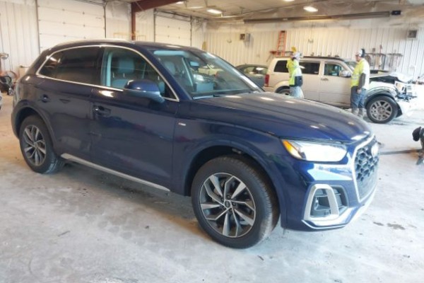 2022 Audi Q5 с пробегом 48 500 миль