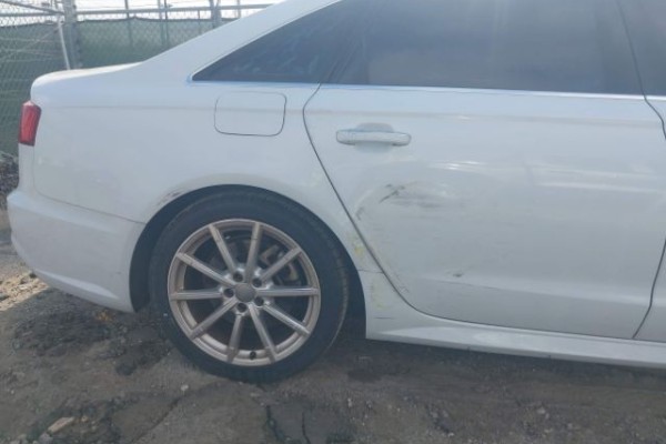 2016 Audi A6 с пробегом 114 200 миль