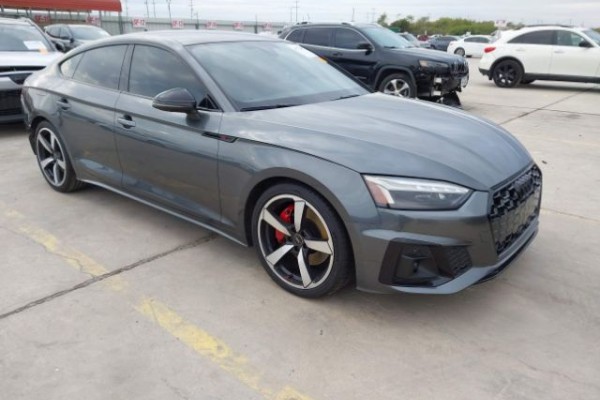 2022 Audi A5 с пробегом 28 674 км