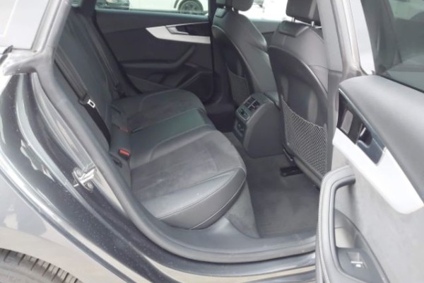 2022 Audi A5 с пробегом 28 674 км