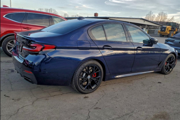 2022 BMW M5 с пробегом 29 000 миль